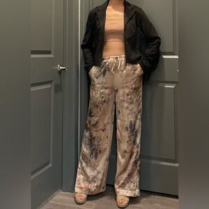Outfit Black Jacket small - wide leg pant small(top not included)